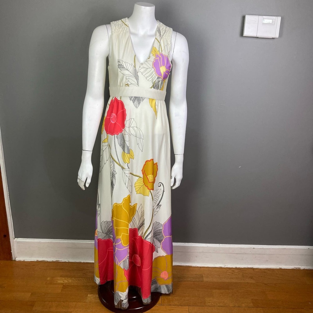 Tori Richard dress size 8 VTG 70s Hawaiian Honolulu Long white flowers floral